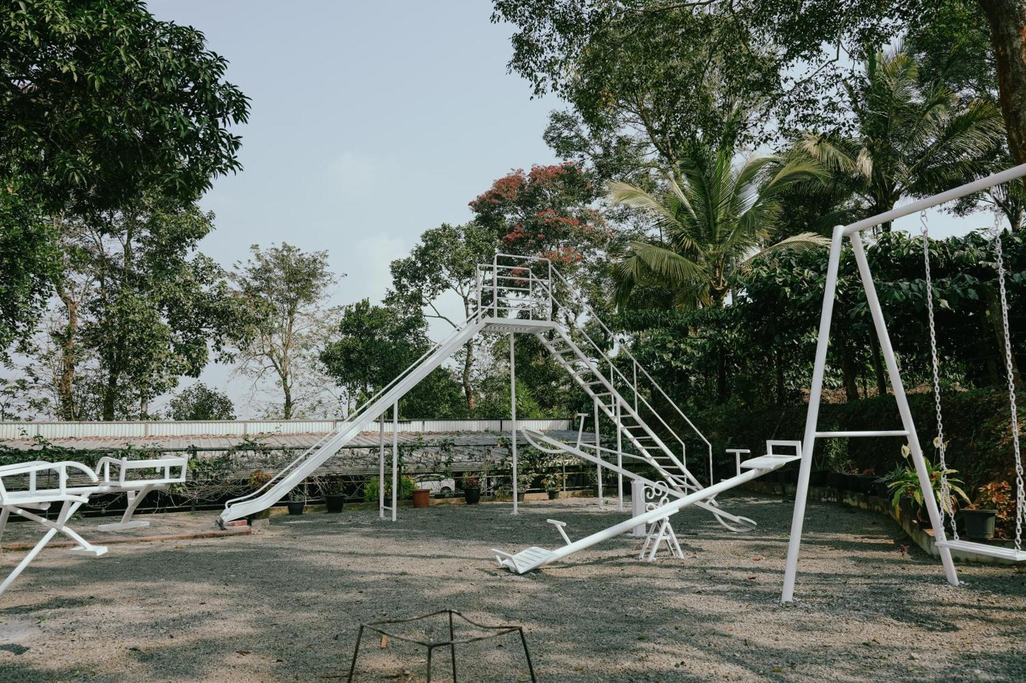 Haze Woods Resort Vaduvanchal 外观 照片
