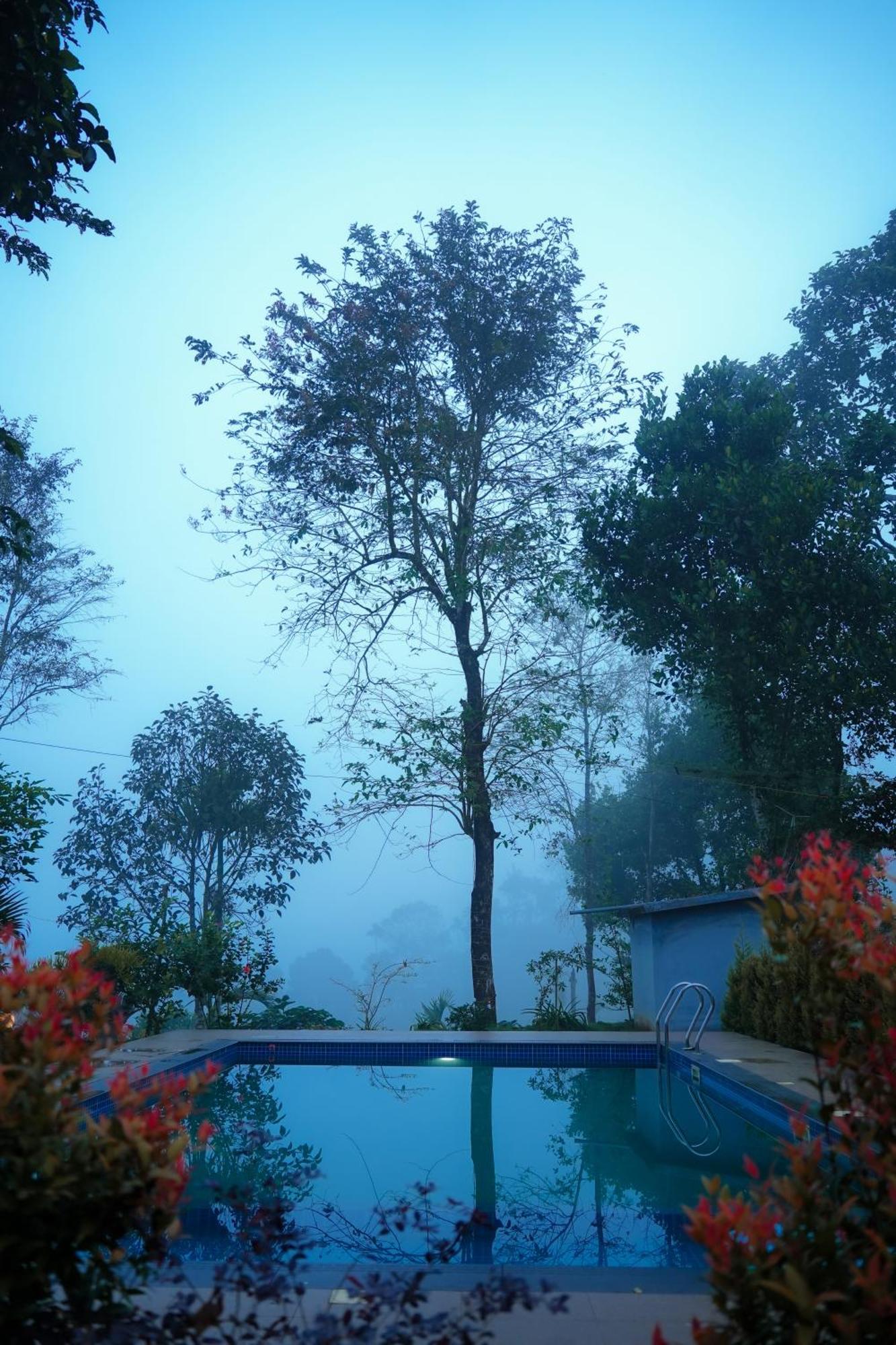 Haze Woods Resort Vaduvanchal 外观 照片