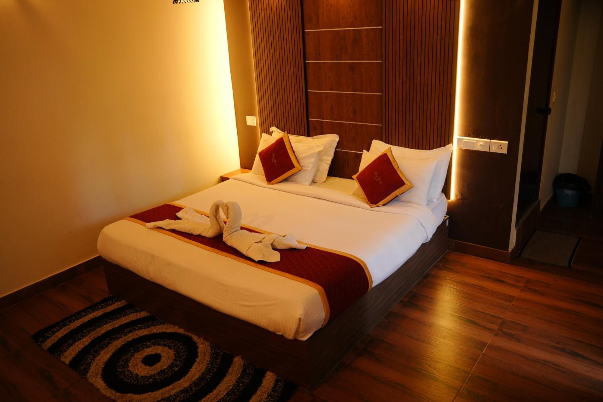 Haze Woods Resort Vaduvanchal 外观 照片