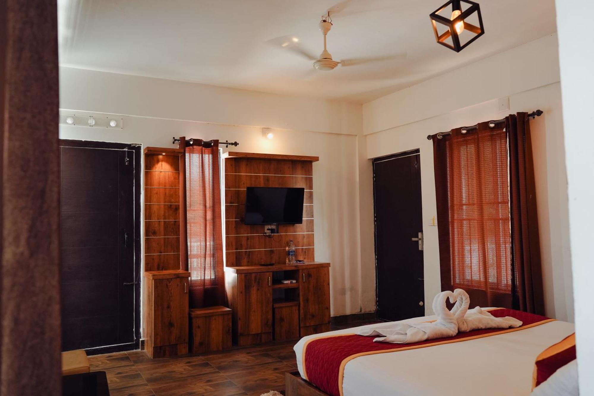 Haze Woods Resort Vaduvanchal 外观 照片