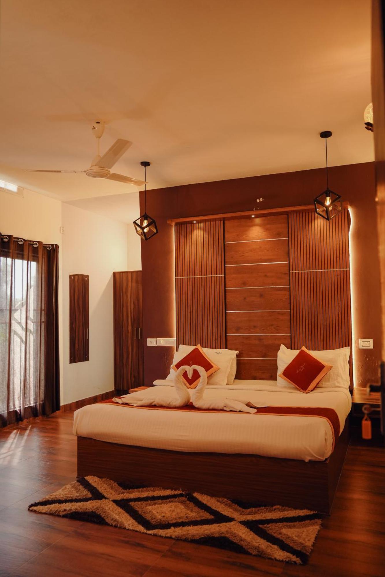 Haze Woods Resort Vaduvanchal 外观 照片