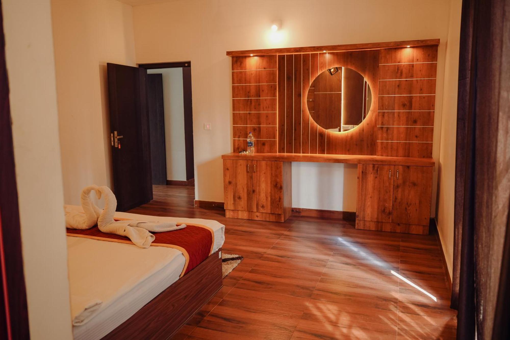 Haze Woods Resort Vaduvanchal 外观 照片