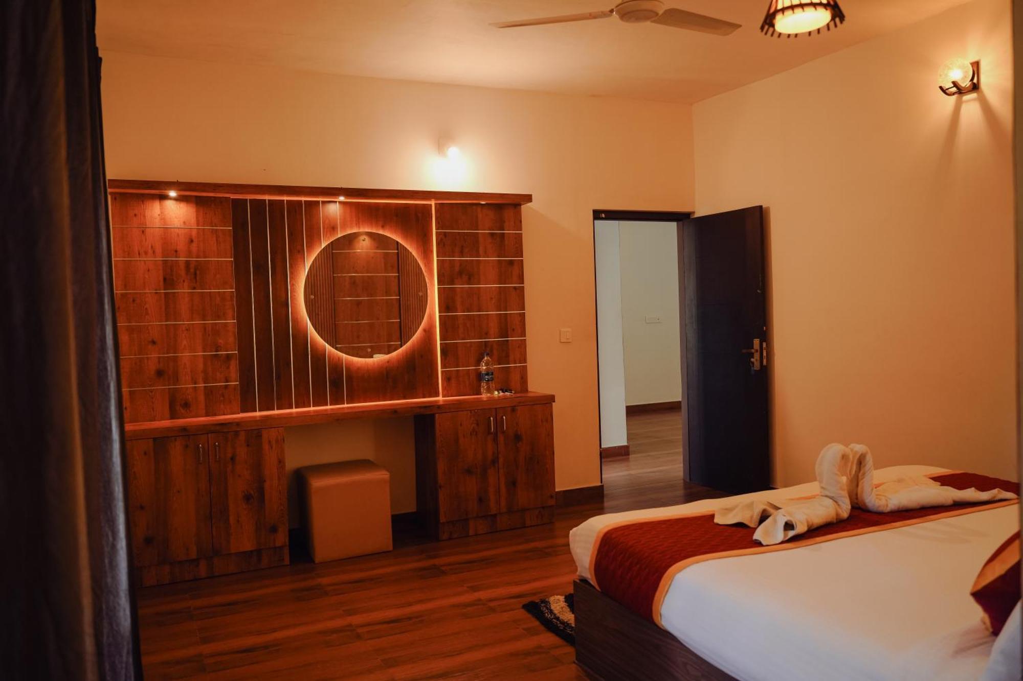 Haze Woods Resort Vaduvanchal 外观 照片