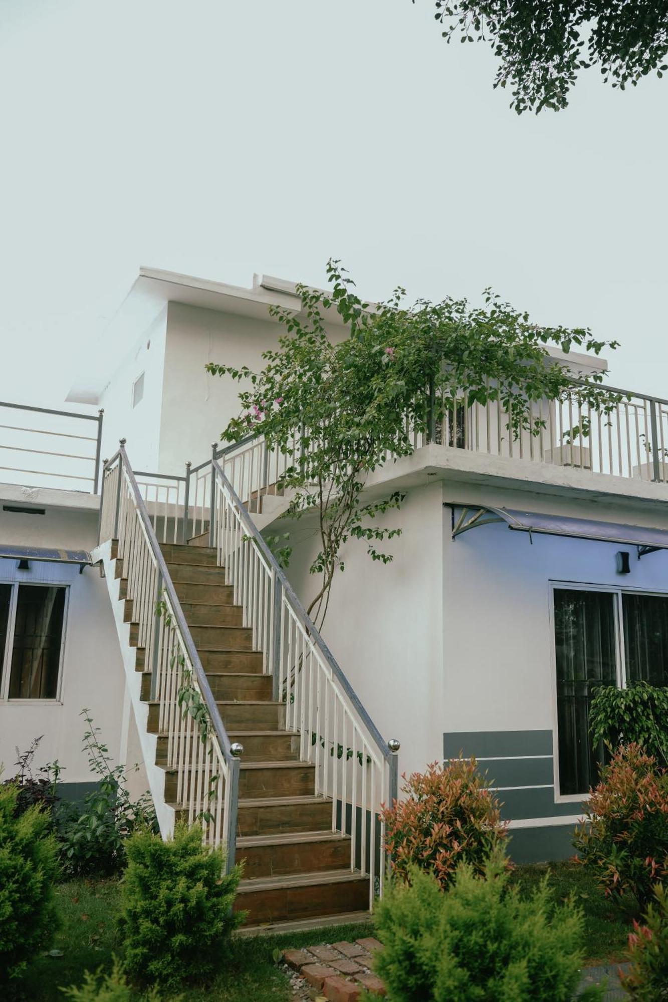 Haze Woods Resort Vaduvanchal 外观 照片